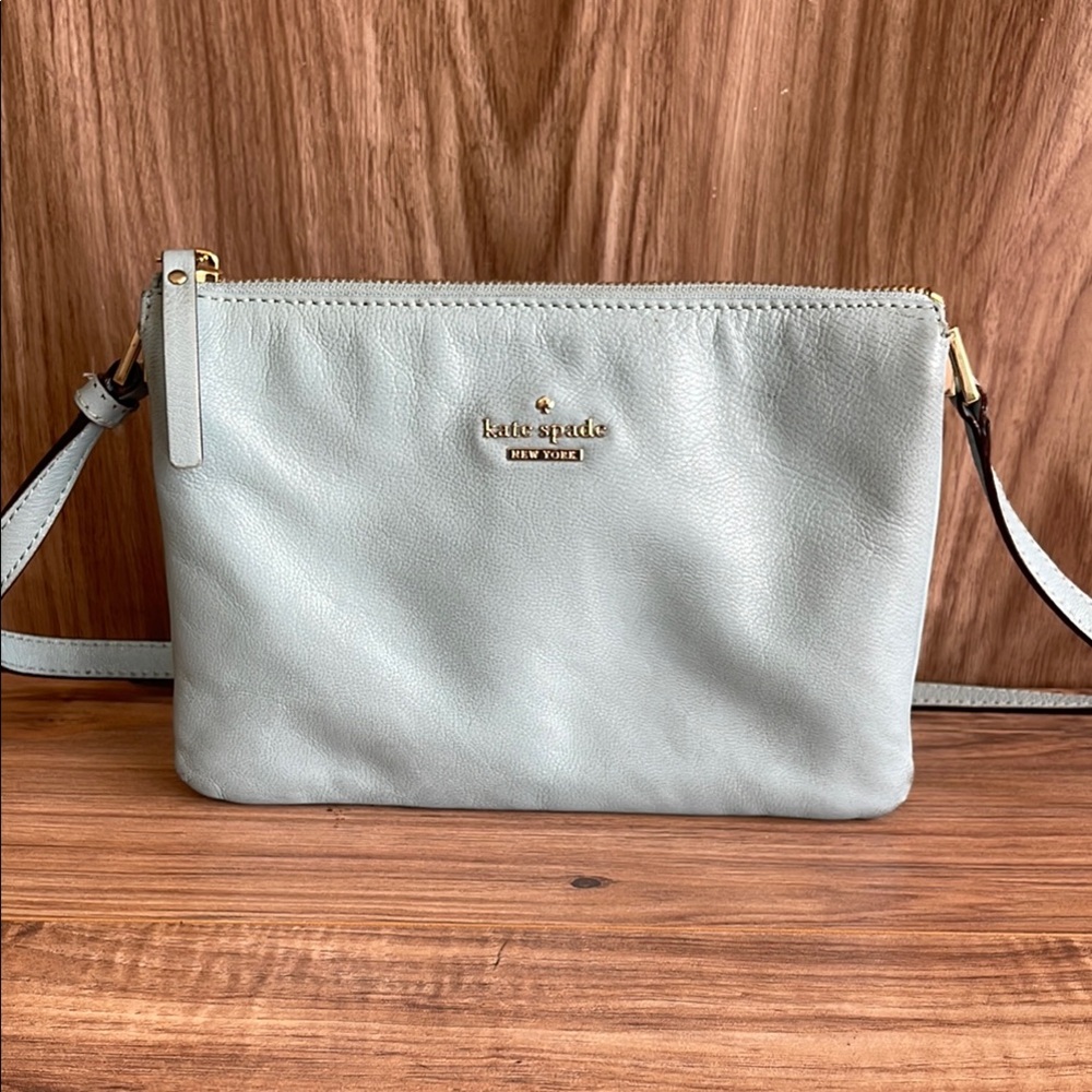 Pre-owned Kate Spade Leila Pebbled Leather Crossbody Bag Triple Gusset
